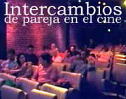 Morboso video en el interior de un cine donde se hacen intercambios de pareja