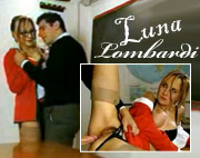 Luna Lombardi . La morbosa profesora follando con el alumno en clase