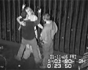 Una c�mara de vigilancia capta un trio muy particular