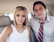 Ashlynn Brooke follando con un ejecutivo