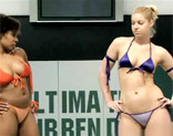 Lucha libre entre mujeres que termina en l�sbico