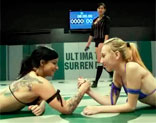 Lucha de mujeres sobre el ring que termina en un trio l�sbico brutal