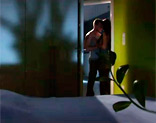 Sexo rom�ntico con una morena de cuerpo escultural