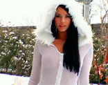 Tarra White y Simony Diamond en un video l�sbico invernal
