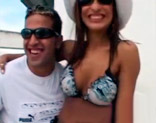 Brasile�a de vacaciones en la playa , follada con cond�n