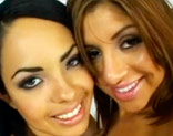 Sativa Rose y Lee Stone le satisfacen con sus bocas